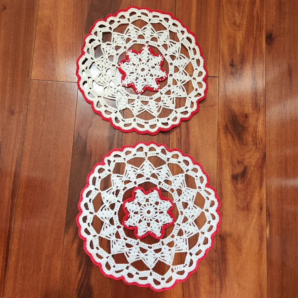 Vintage pair of White and Red Snowflake Flower Doilies
